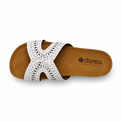 DOREA 518 ZEPPA BIANCA su sfondo bianco