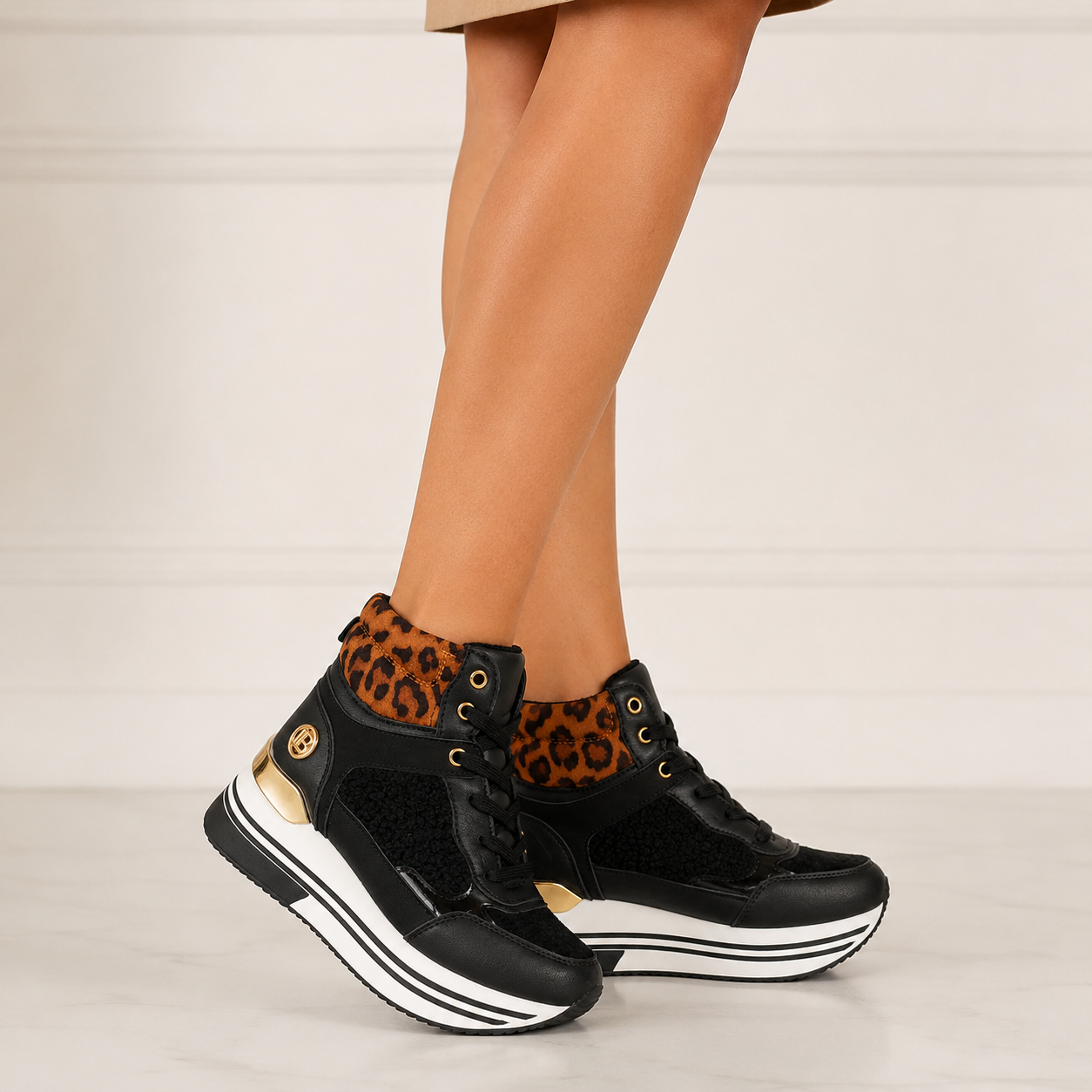 LAURA BIAGIOTTI SNEAKER ALTA 9256 BLACK