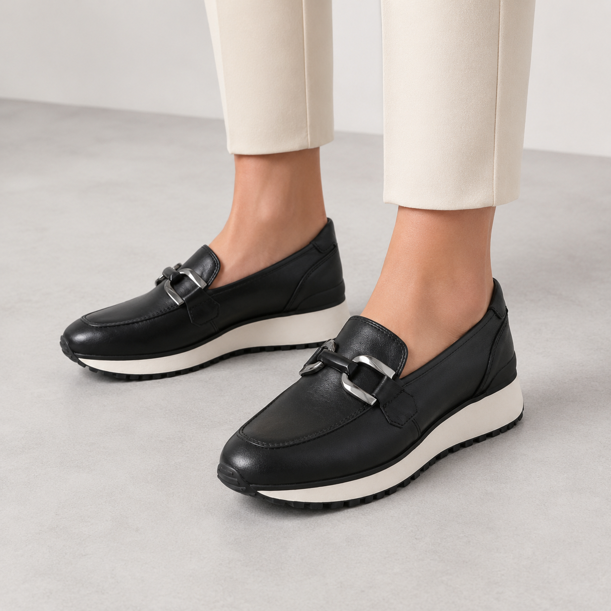 Caprice mocassino 24700 black nappa