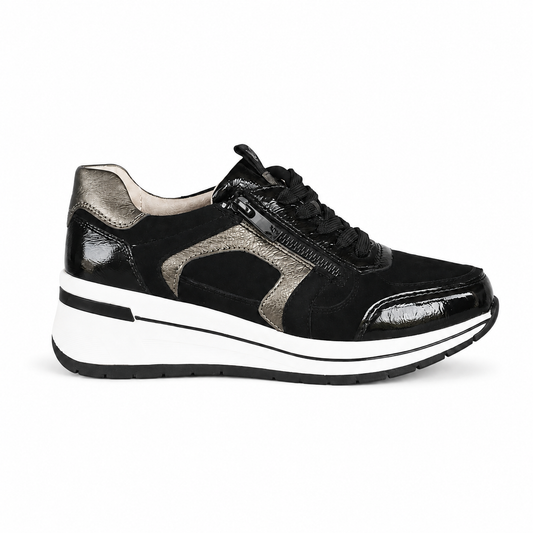 CAPRICE 23300 sneaker black combo su sfondo bianco
