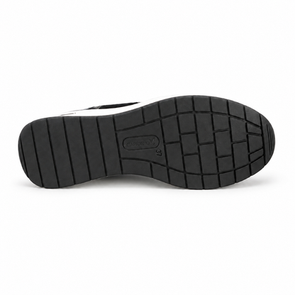 CAPRICE 23300 sneaker black combo suola su sfondo bianco