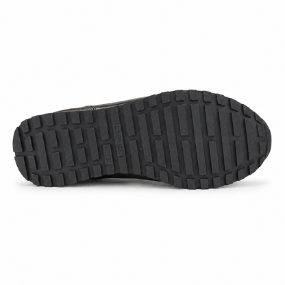 CAPRICE 24700 mocassino grey metal suola su sfondo bianco