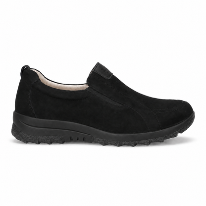 CAPRICE 24755 mocassino nero su sfondo bianco