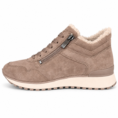 CAPRICE 26201 TAUPE SUEDE su sfondo bianco