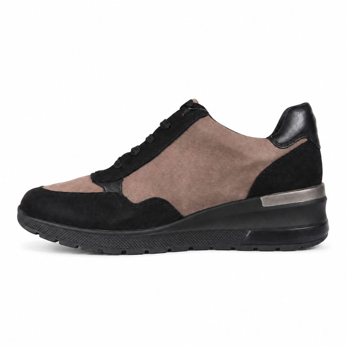 CINZIA SOFT SNEAKER IV424481 BLACK/T. DI MORO su sfondo bianco