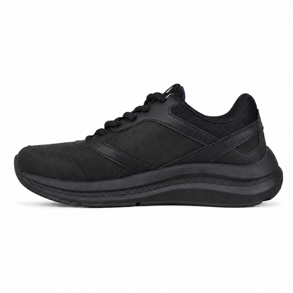 LOTTO RUNNING RUN 81 AMF ALL BLACK su sfondo bianco