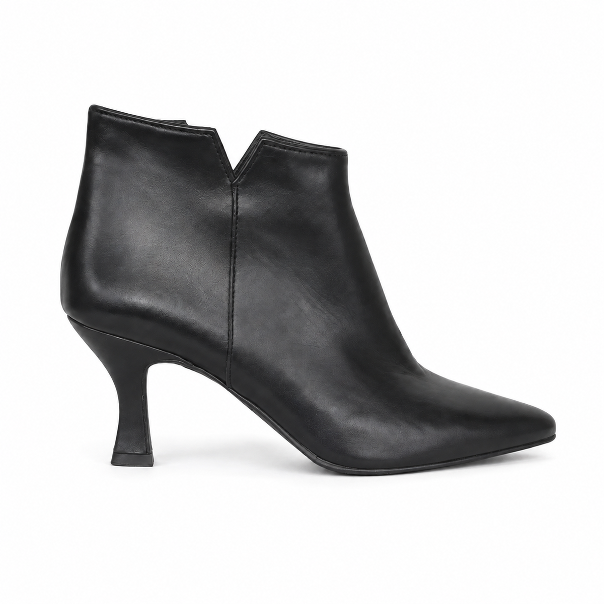 MADE IN ITALY TA05 STIVALETTO NERO su sfondo bianco