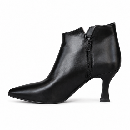 MADE IN ITALY TA05 STIVALETTO NERO su sfondo bianco