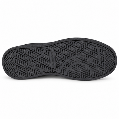 U.S. GRAND POLO 23205 BLACK su sfondo bianco